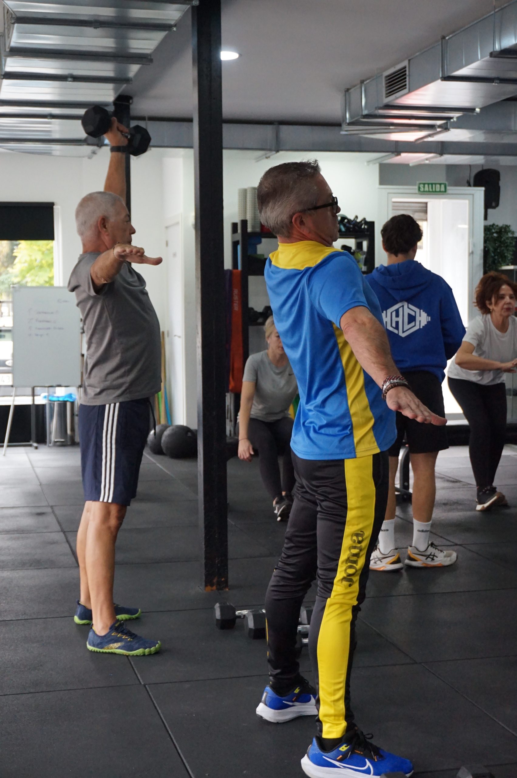 sesión de rehabilitación de hombro en Fuenlabrada